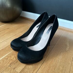 Black Women's Platform Pumps - Classic Elegant Heels